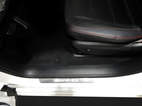 Used 2023 Mercedes-Benz GLE 53 AMG 4MATIC w/ Exterior Lighting Package image 13