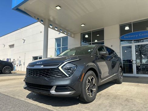 Used 2024 Kia Sportage LX image 32