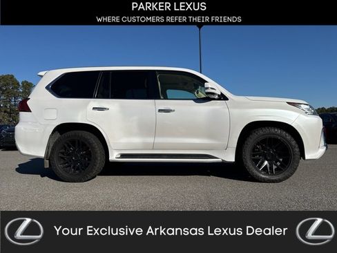 Used 2019 Lexus LX 570 4WD image 1