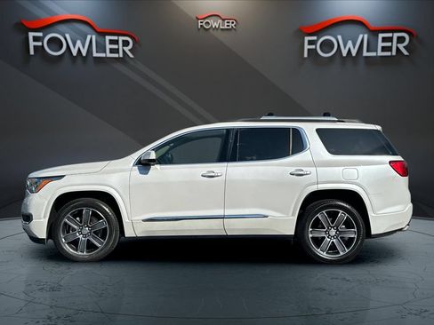 Used 2017 GMC Acadia Denali w/ Technology Package AWD/4WD image 2