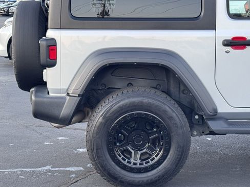 Used 2023 Jeep Wrangler Sport image 38