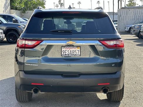 Used 2020 Chevrolet Traverse LT w/ LT Premium Package image 5