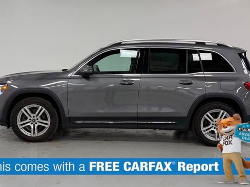 Used 2021 Mercedes-Benz GLB 250 4MATIC image 2