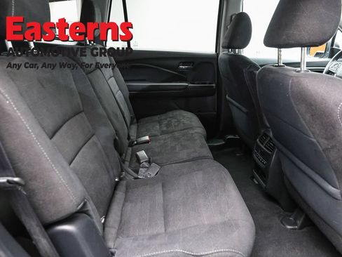 Used 2021 Honda Pilot EX image 22