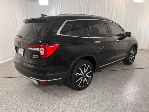 Used 2019 Honda Pilot Touring image 9