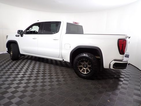 Used 2022 GMC Sierra 1500 Elevation w/ LPO, Elevation Black Package image 12