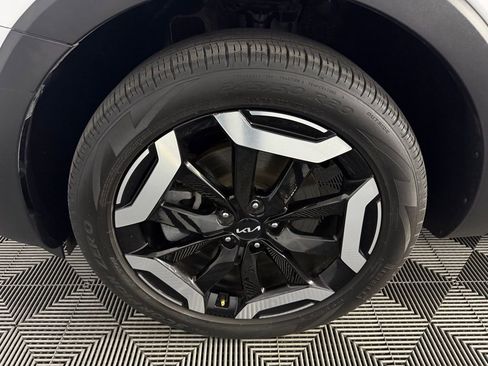 Used 2024 Kia Telluride S w/ S Sunroof Package AWD/4WD image 12