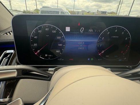 Used 2023 Mercedes-Benz S 500 4MATIC image 11