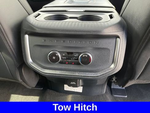 Used 2025 Ford Expedition Tremor AWD/4WD image 34
