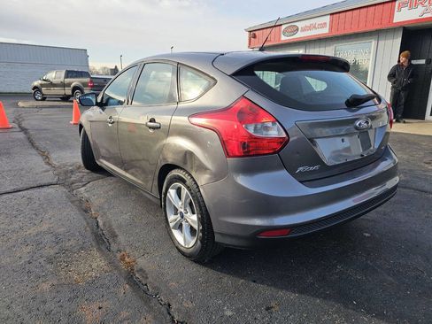 Used 2014 Ford Focus SE image 9