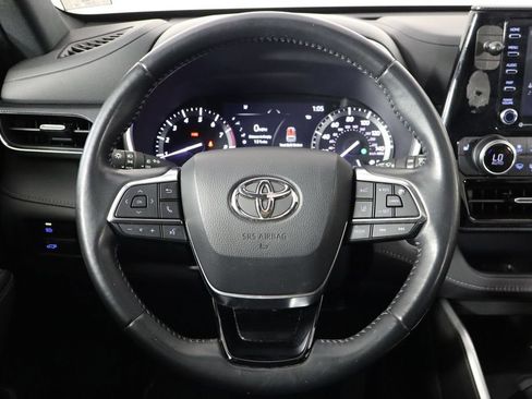 Used 2021 Toyota Highlander XSE AWD/4WD image 24