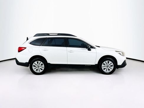 Used 2019 Subaru Outback 2.5i AWD/4WD image 9