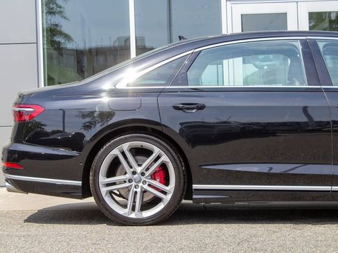 Used 2020 Audi S8 L AWD/4WD image 6