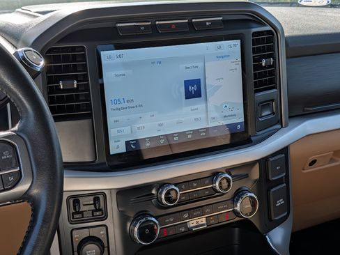 Used 2022 Ford F150 XLT w/ Equipment Group 302A High image 18