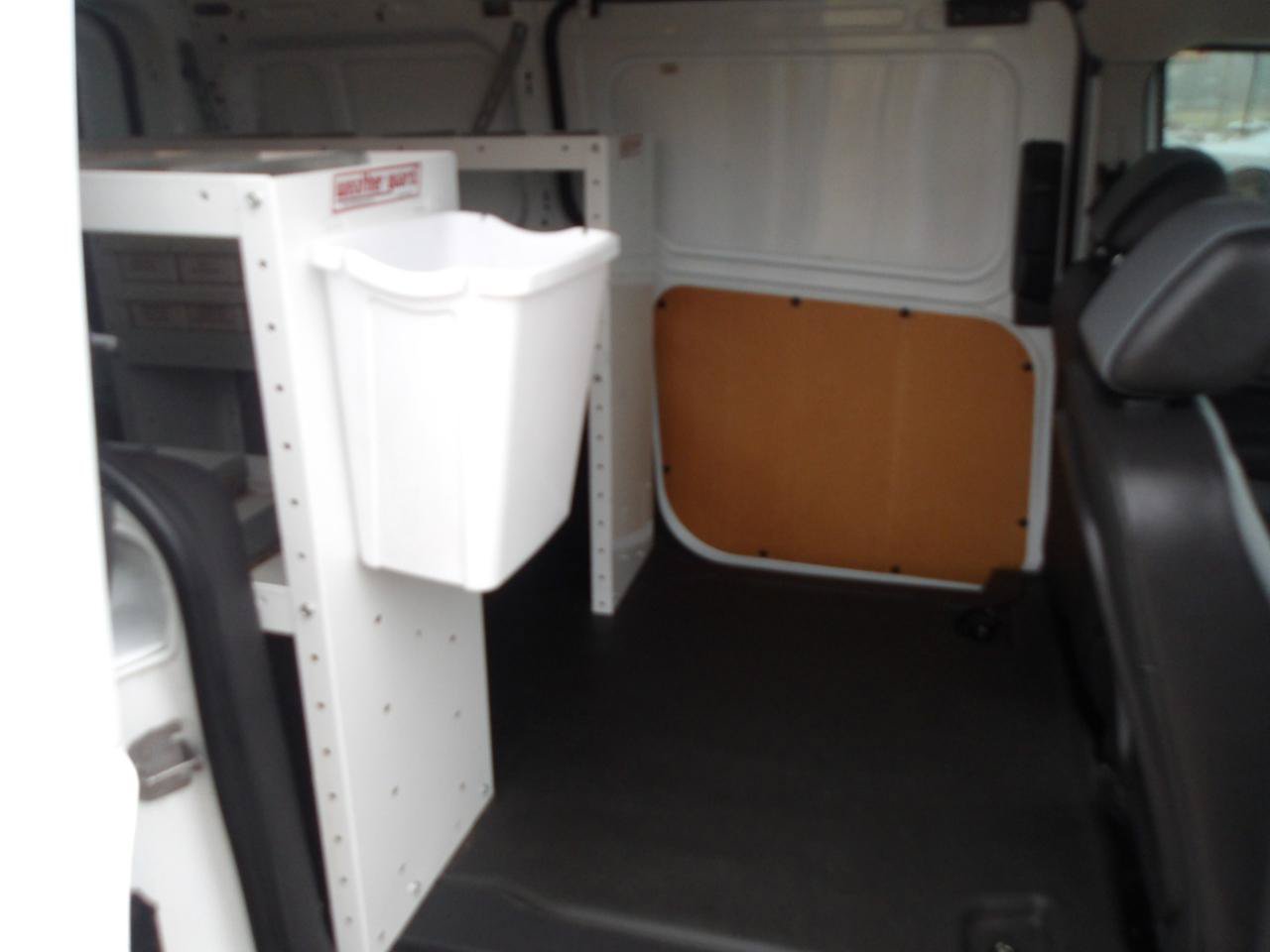 Used 2017 Ford Transit Connect XL FWD image 7