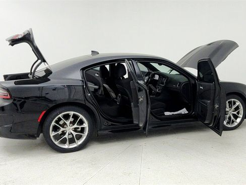 Used 2022 Dodge Charger GT image 13