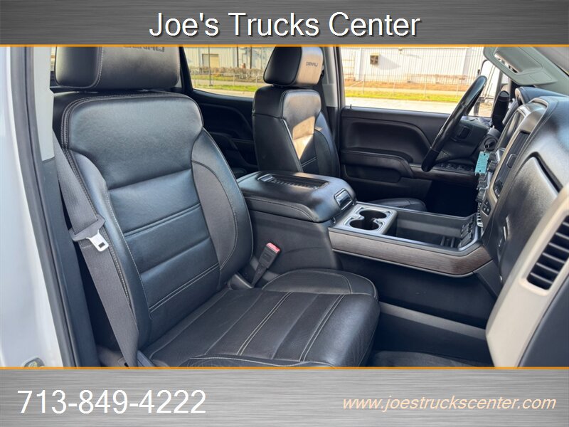 Used 2019 GMC Sierra 3500 Denali w/ Duramax Plus Package AWD/4WD image 28