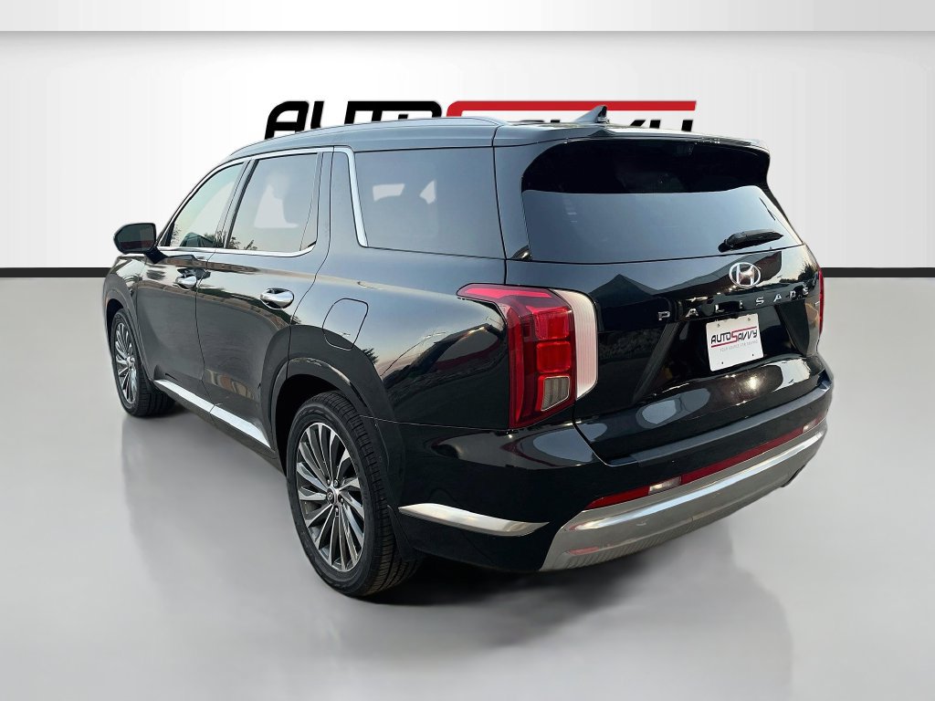 Used 2023 Hyundai Palisade Calligraphy w/ Cargo Package AWD/4WD image 5