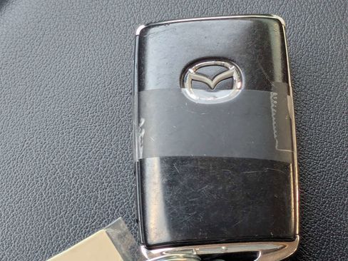 Used 2023 MAZDA MAZDA3 s FWD image 37