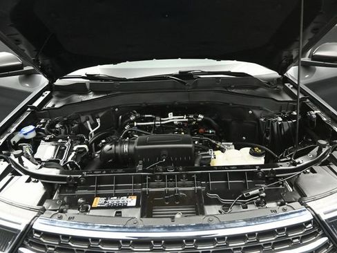 Certified 2023 Ford Explorer XLT w/ Equipment Group 202A image 38