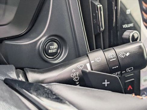 Used 2025 Subaru Forester Sport image 22