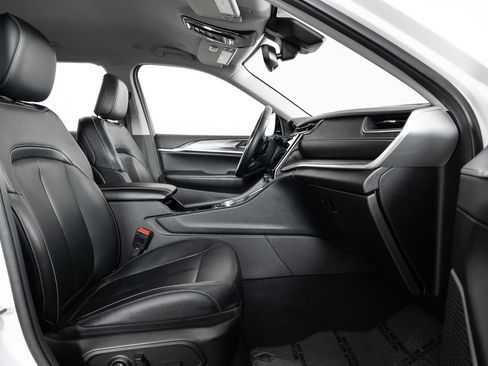 Used 2022 Jeep Grand Cherokee L Limited image 29