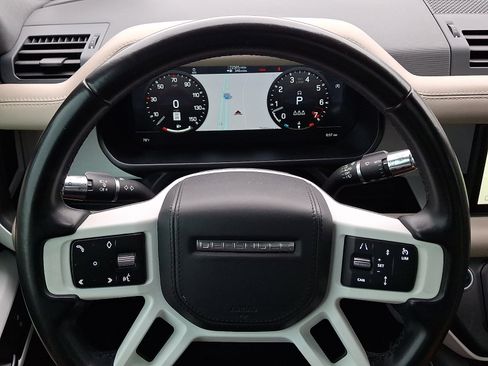 Used 2021 Land Rover Defender 110 X-Dynamic HSE AWD/4WD image 19