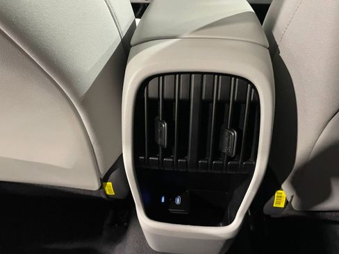 Used 2025 Hyundai Kona SEL image 23