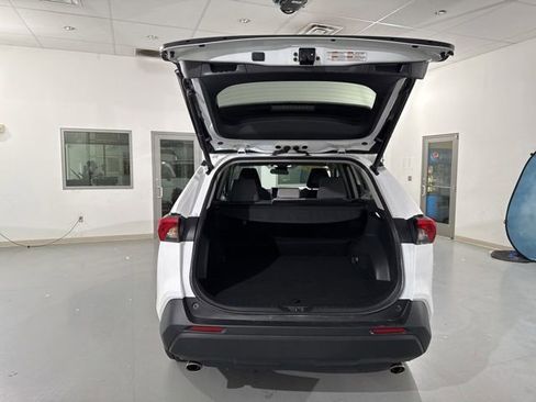 Used 2023 Toyota RAV4 XLE w/ Convenience Package FWD image 13
