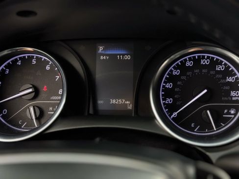 Used 2020 Toyota Camry SE FWD image 17