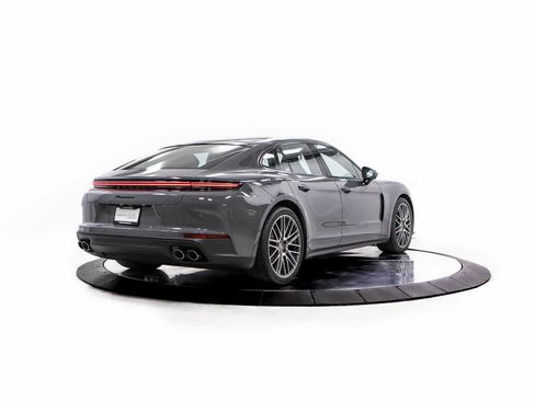 New 2026 Porsche Panamera image 7