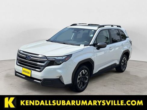 Certified 2025 Subaru Forester Premium AWD/4WD image 1