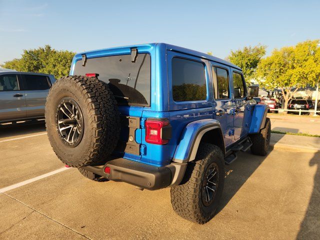 Used 2025 Jeep Wrangler Unlimited Rubicon AWD/4WD image 6