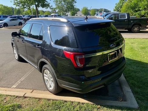 Used 2019 Ford Explorer XLT w/ Equipment Group 201A FWD image 31