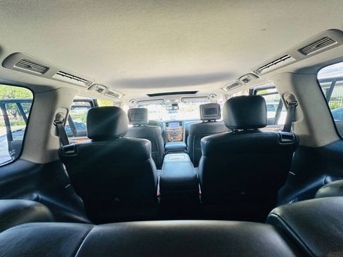 Used 2014 INFINITI QX80 4WD w/ Theater Package image 25