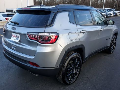 Used 2022 Jeep Compass Altitude w/ Convenience Group image 9