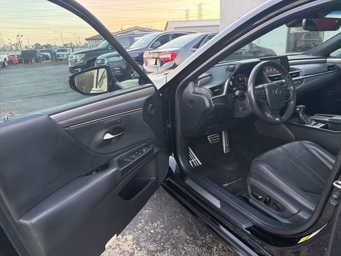 Used 2021 Lexus ES 350 F Sport w/ Accessory Package image 15