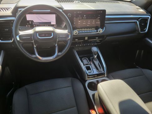 Used 2025 GMC Canyon Elevation w/ Convenience Package image 2