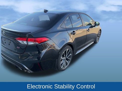 Used 2022 Toyota Corolla SE image 7