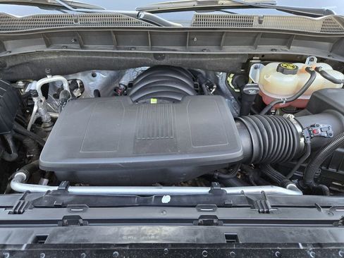 Used 2023 GMC Sierra 1500 SLT AWD/4WD image 29