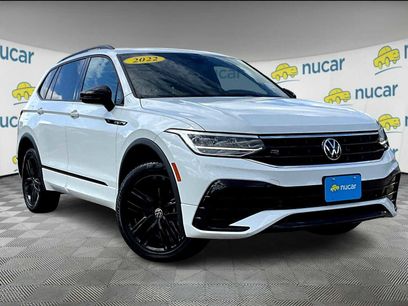 Used 2022 Volkswagen Tiguan SE R-Line