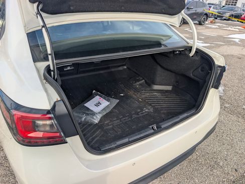 Used 2023 Subaru Legacy Sport image 11