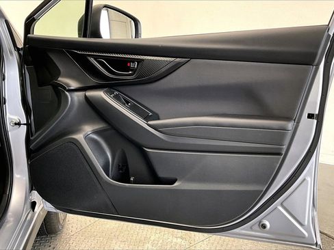 Used 2023 Subaru Crosstrek 2.0i Premium image 18