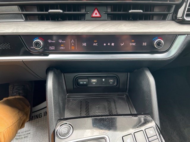 Used 2024 Kia Sportage X-Line w/ X-Line Premium Package AWD/4WD image 19