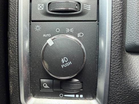 Used 2020 RAM 1500 Classic Warlock w/ Electronics Group image 24