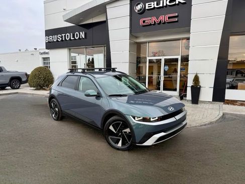 Used 2025 Hyundai Ioniq 5 SEL image 2