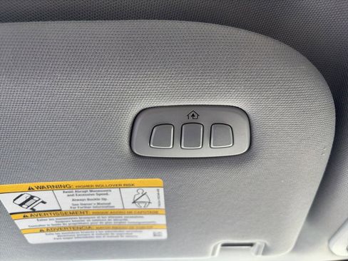 Used 2021 Ford F150 Lariat w/ Max Trailer Tow Package image 18