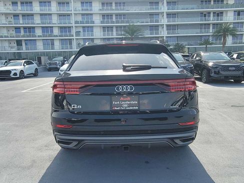 Used 2021 Audi Q8 Premium Plus w/ Premium Plus Package AWD/4WD image 5