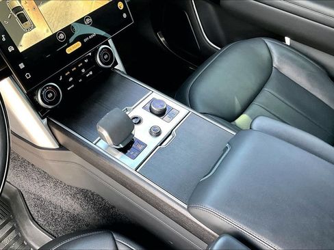 Used 2023 Land Rover Range Rover SE AWD/4WD image 14