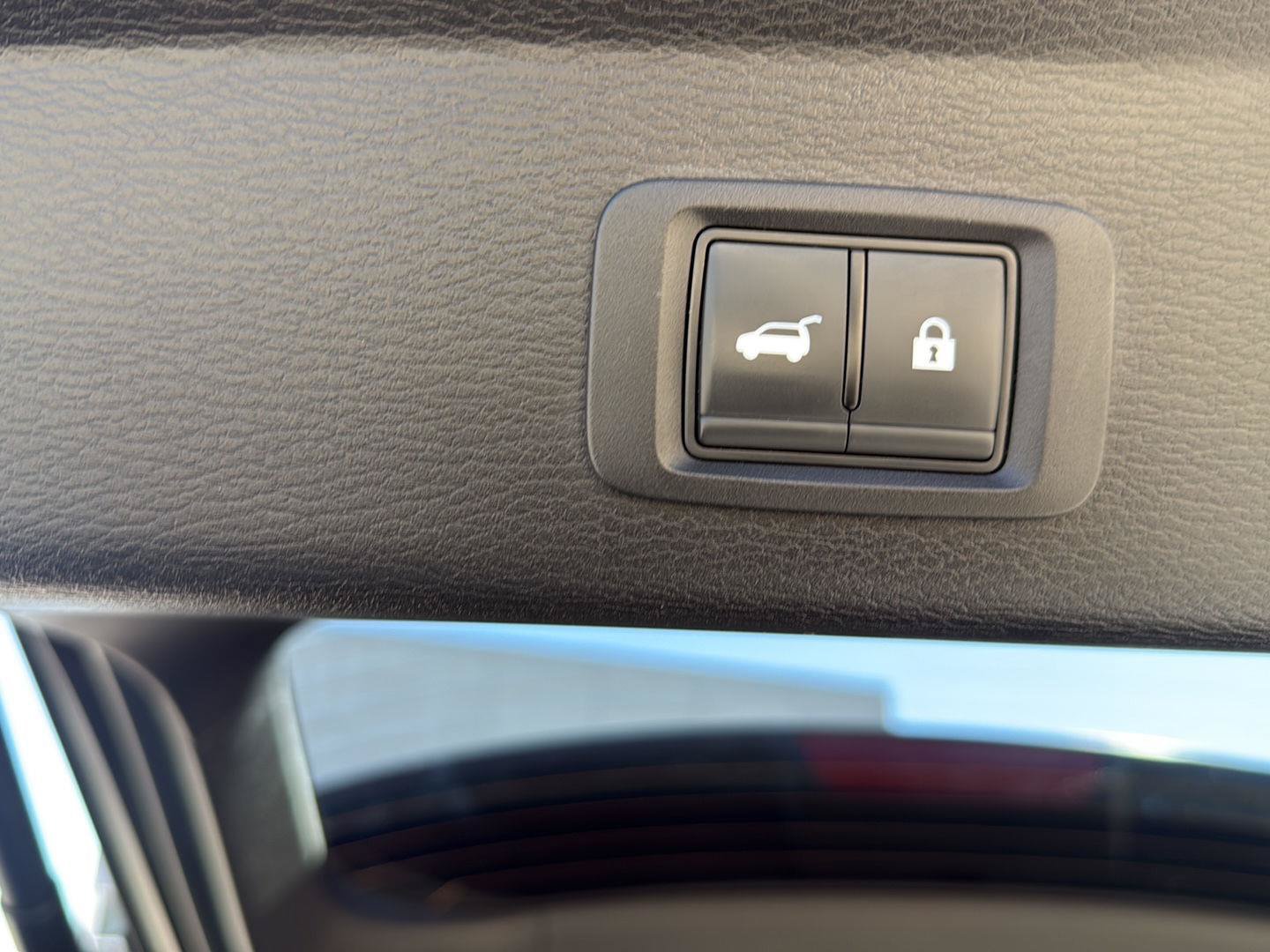 Used 2024 Mitsubishi Outlander FWD image 20